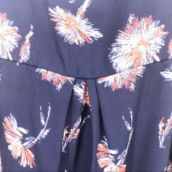 Halogen Blouse Navy Medium sleeveless Floral - Picture 13 of 15